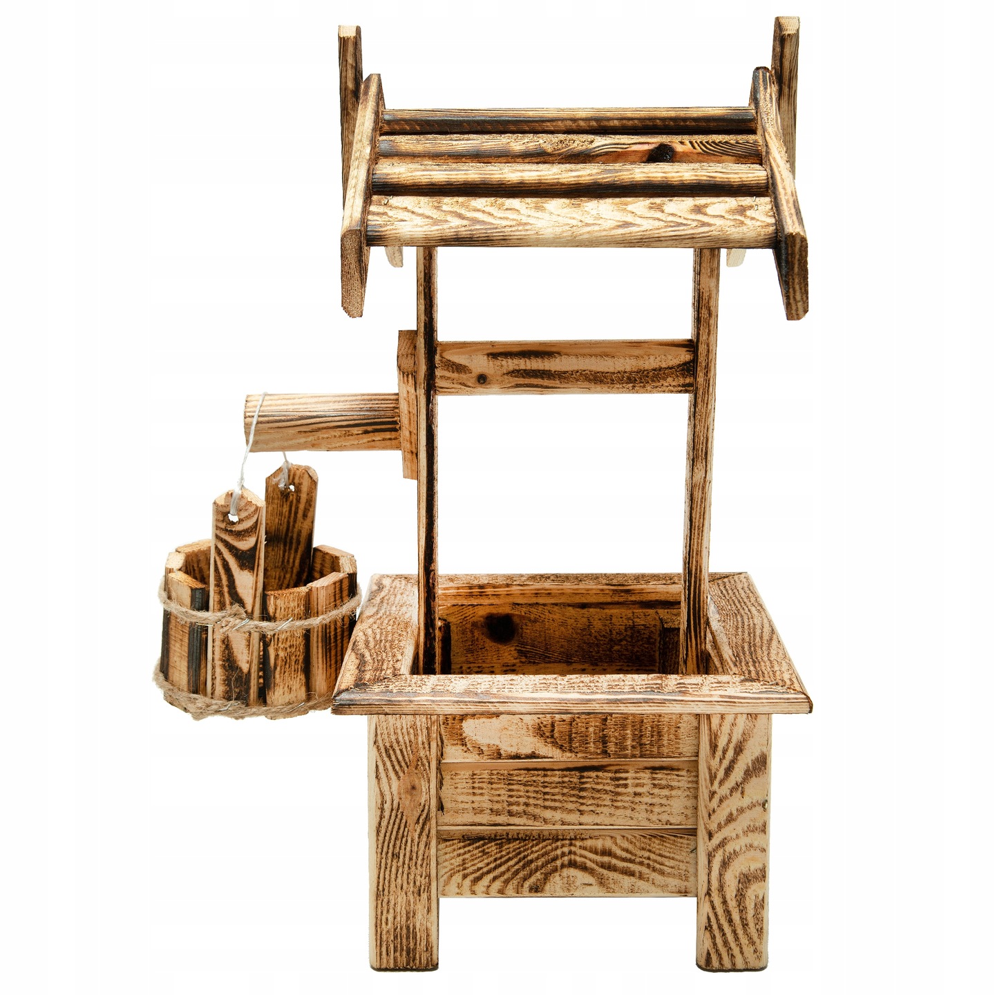 drevena-opalena-studna-na-kvety-predny-pohlad-s-vedrom-54cm